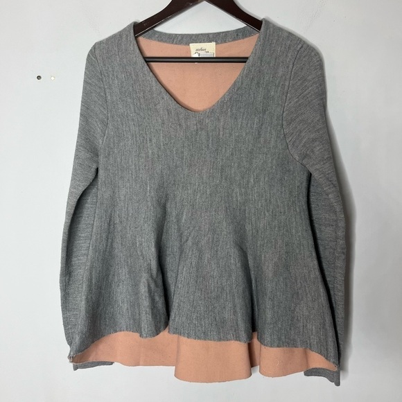 Atelier Camille Anthropologie Size Small Sweater Wool Swing Grey V-Neck Pink - Picture 1 of 7